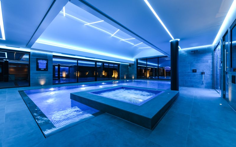 How Long Does a Swimming Pool Take to Build?